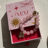 Mila Armbånd med Rosa Sten