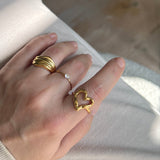 Helena wave dome ring