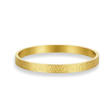 Lolly armring med rustik hamret look