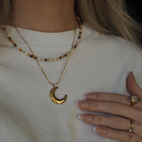 Calyra Hvidguld Halskæde med Stor Måne