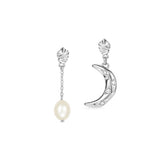 Galatea hvidguld øreringe med ferskvandsperler og måne