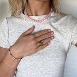 Ellie halskæde med rosa sten