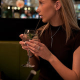 Skye Hvidguld Halskæde med Måne Vedhæng